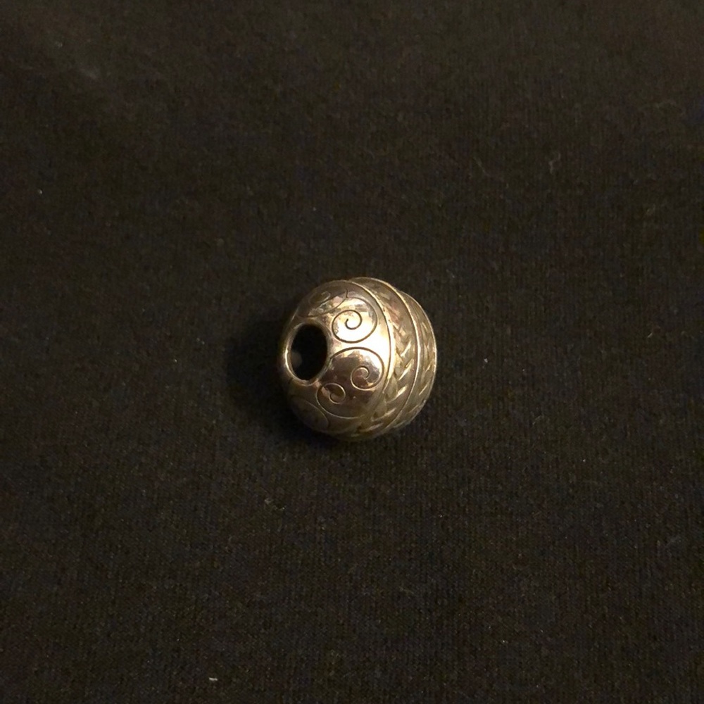 Brighton Charm - ball with design